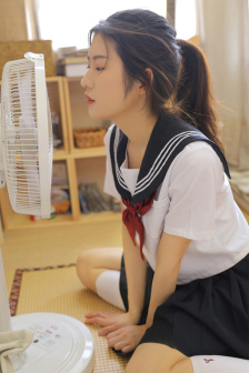 泳衣图片